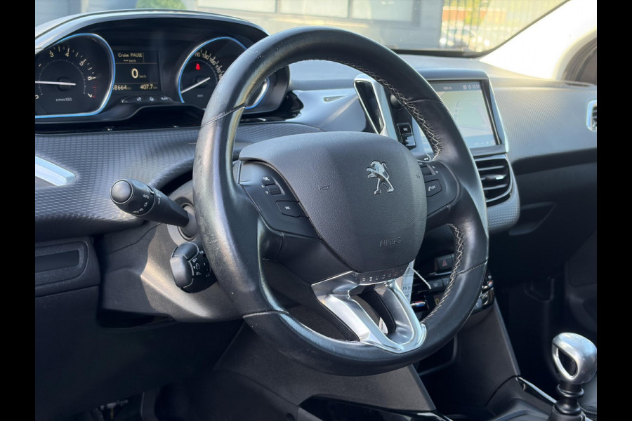 Peugeot 2008 1.2 PureTech Allure D-riem vv in 2025 l Trekhaak l 131pk l Pano l Camera l Carplay l Navi l Halfleder l Clima l Cruise l 6 Bak l 2e Eigenaar l Pdc l N.A.P l Apk tot 01-2027