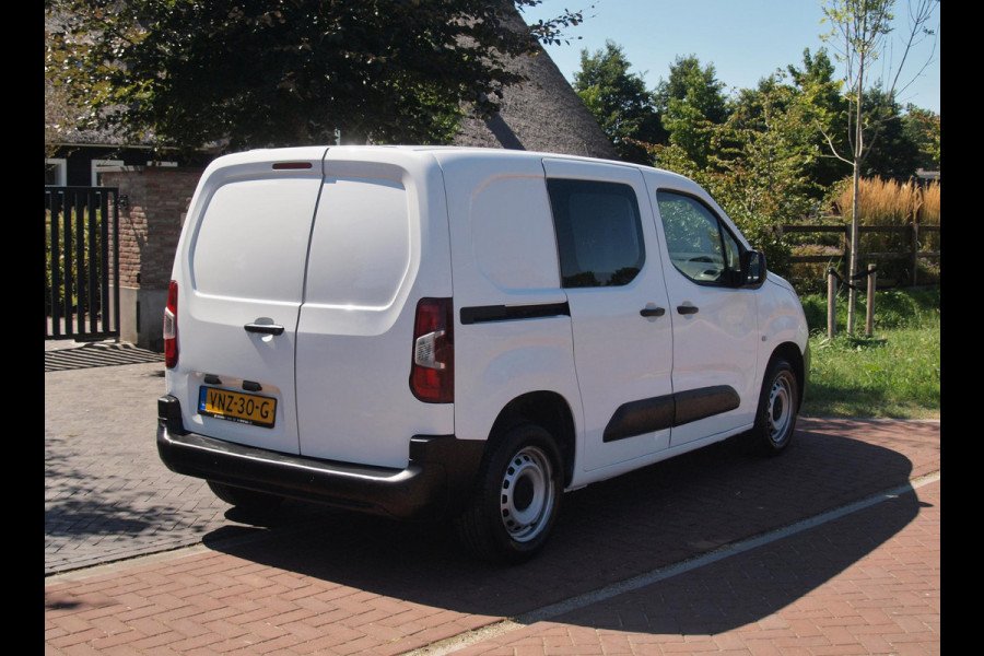 Peugeot Partner 1.2 PureTech Premium | Apple Carplay | Parkeersensoren | Cruise Control