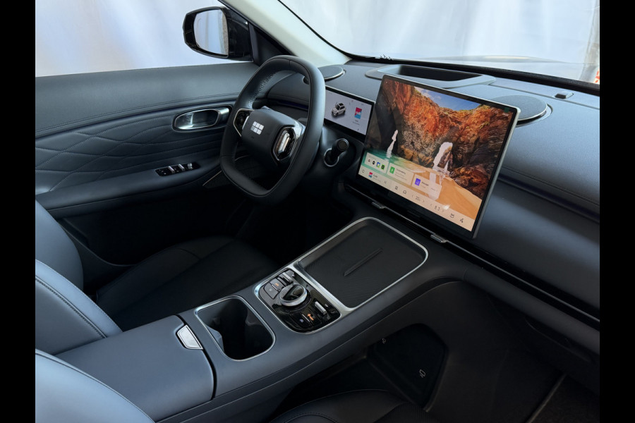 GEELY Starray EM-i MAX+ PHEV LONG RANGE | 29,8 kWh ACCU | 136 KM WLTP | PANORAMADAK | STOELVERWARMING/KOELING | LEER | MET MASSAGE