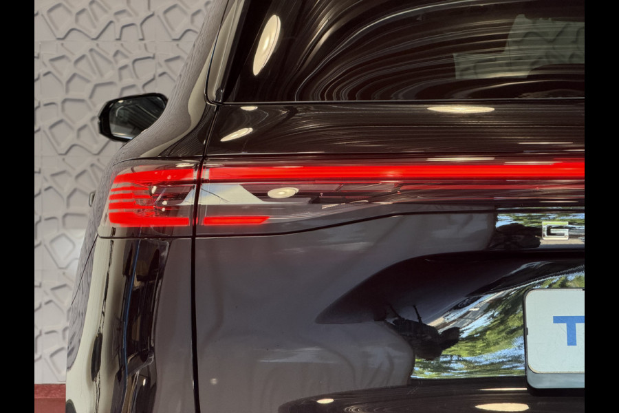 GEELY Starray EM-i MAX+ PHEV LONG RANGE | 29,8 kWh ACCU | 136 KM WLTP | PANORAMADAK | STOELVERWARMING/KOELING | LEER | MET MASSAGE