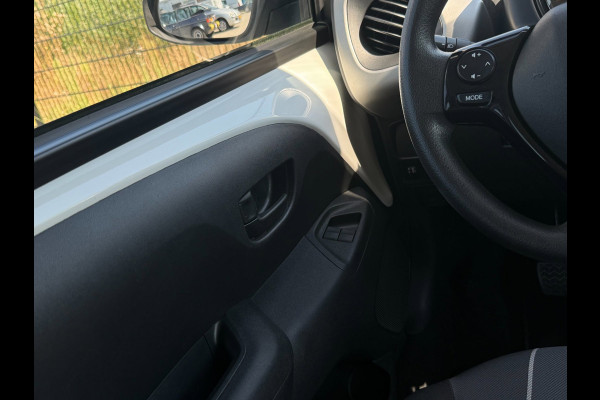 Peugeot 108 1.0 e-VTi Active VTi Active | AIRCO | Bluetooth | Elk. ramen |Dealer Onderhouden |