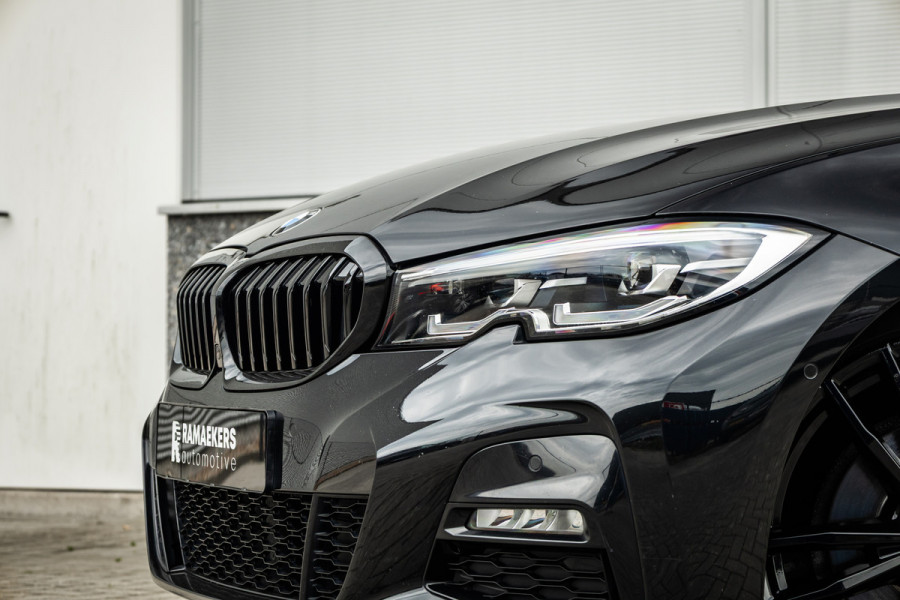 BMW 3 Serie Touring 320i M Sport High Ex Camera / HiFi / Trekhaak / 19inch /