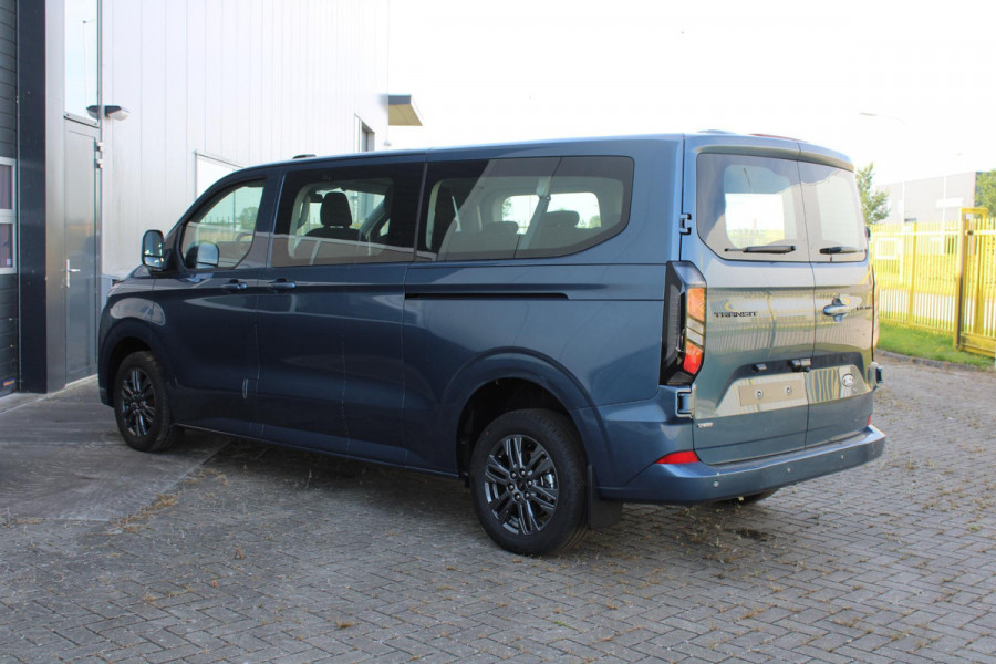 Ford Transit Custom 340 2.5 PHEV L2H1 Limited 233pk | Kombi | Incl. BTW/BPM | Dubbele zijschuifdeur | Privacy Glass | Inklapbare trekhaak | Verwarmbare bijrijdersbank | 17 inch lichtmetalen velgen | Driver Assistance Pack Premium | Verwarmbaar stuurwiel