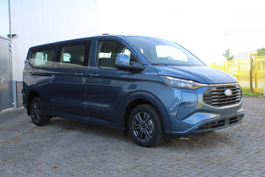 Ford Transit Custom 340 2.5 PHEV L2H1 Limited 233pk | Kombi | Incl. BTW/BPM | Dubbele zijschuifdeur | Privacy Glass | Inklapbare trekhaak | Verwarmbare bijrijdersbank | 17 inch lichtmetalen velgen | Driver Assistance Pack Premium | Verwarmbaar stuurwiel
