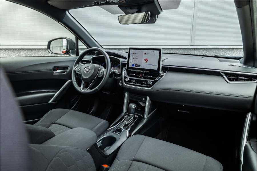Toyota Corolla Cross 2.0 High Power Hybrid Active Camera / Carplay / LED / 10 jaar garantie /