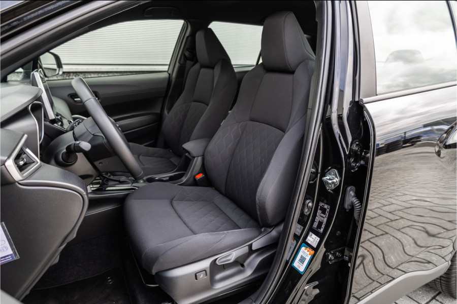 Toyota Corolla Cross 2.0 High Power Hybrid Active Camera / Carplay / LED / 10 jaar garantie /