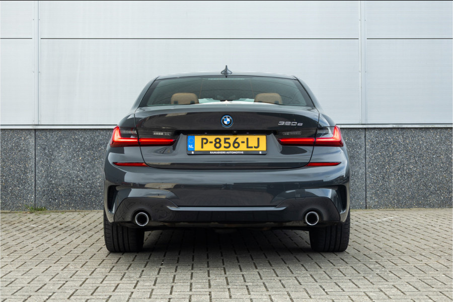 BMW 3-serie 320e M-Sport Dravitgrau / Schaal stoel / HiFi / Camera /