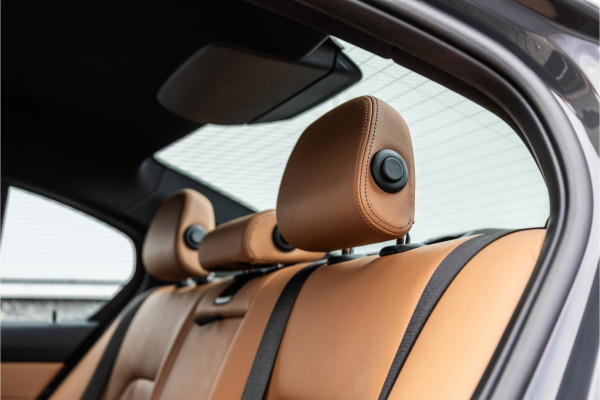 BMW 3-serie 320e M-Sport Dravitgrau / Schaal stoel / HiFi / Camera /