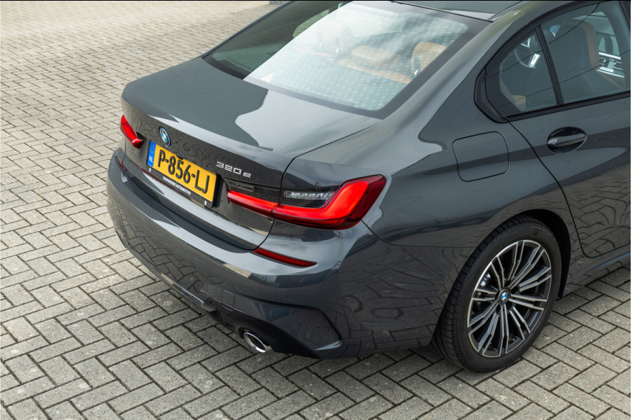 BMW 3-serie 320e M-Sport Dravitgrau / Schaal stoel / HiFi / Camera /