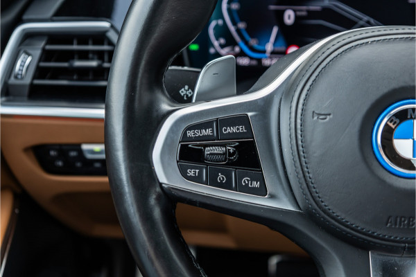BMW 3-serie 320e M-Sport Dravitgrau / Schaal stoel / HiFi / Camera /