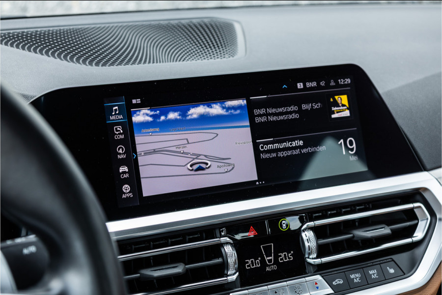 BMW 3-serie 320e M-Sport Dravitgrau / Schaal stoel / HiFi / Camera /
