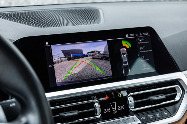 BMW 3-serie 320e M-Sport Dravitgrau / Schaal stoel / HiFi / Camera /