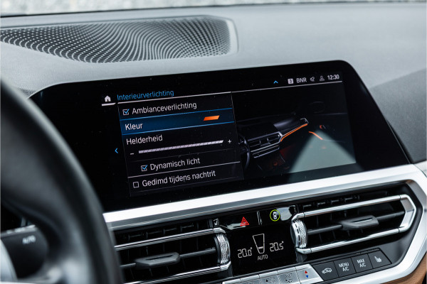 BMW 3-serie 320e M-Sport Dravitgrau / Schaal stoel / HiFi / Camera /