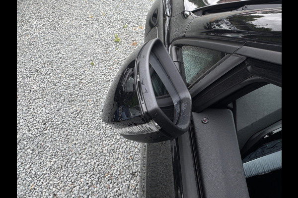 Volkswagen Golf 1.5 eHybrid 204PK [PHEV] LIFE NAVI/CARPLAY/CAMERA/TREKHAAK