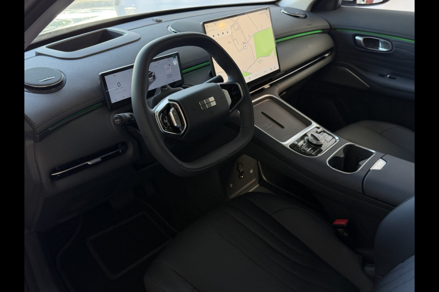 GEELY Starray EM-i MAX+ PHEV LONG RANGE | 29,8 kWh ACCU | 136 KM WLTP | PANORAMADAK | FULL OPTION | MET MASSAGE Slim, elektrisch en hybride. Welkom in de wereld van Geely.