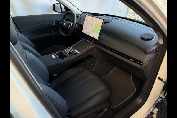 GEELY Starray EM-i MAX+ PHEV LONG RANGE | 29,8 kWh ACCU | 136 KM WLTP | PANORAMADAK | FULL OPTION | MET MASSAGE Slim, elektrisch en hybride. Welkom in de wereld van Geely.