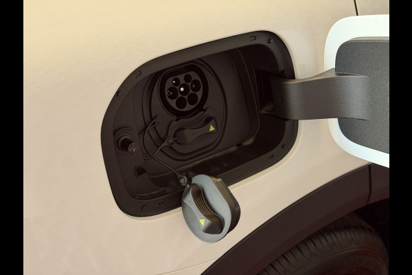 GEELY Starray EM-i MAX+ PHEV LONG RANGE | 29,8 kWh ACCU | 136 KM WLTP | PANORAMADAK | FULL OPTION | MET MASSAGE Slim, elektrisch en hybride. Welkom in de wereld van Geely.