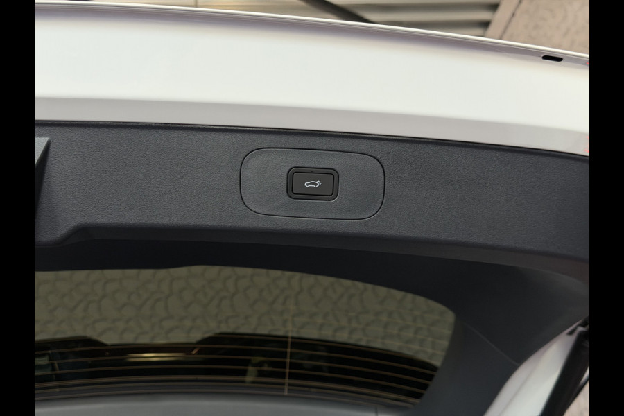 GEELY Starray EM-i MAX+ PHEV LONG RANGE | 29,8 kWh ACCU | 136 KM WLTP | PANORAMADAK | FULL OPTION | MET MASSAGE Slim, elektrisch en hybride. Welkom in de wereld van Geely.