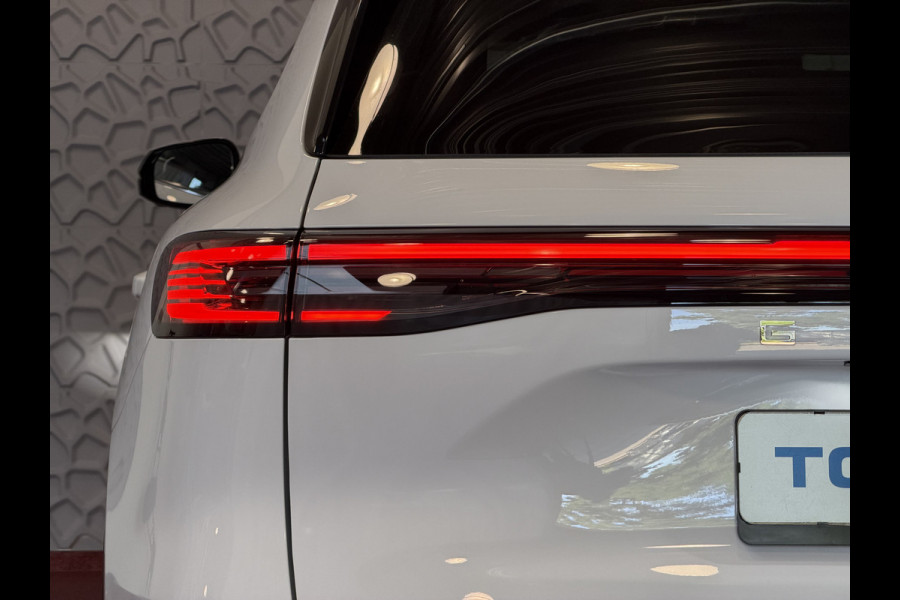 GEELY Starray EM-i MAX+ PHEV LONG RANGE | 29,8 kWh ACCU | 136 KM WLTP | PANORAMADAK | FULL OPTION | MET MASSAGE Slim, elektrisch en hybride. Welkom in de wereld van Geely.