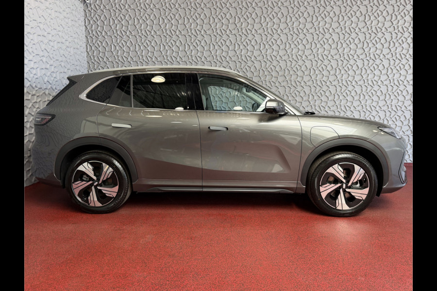 GEELY E5 Max+ 68 kWh | 475KM Bereik Speciaal Wit Leer Topuitvoering | Panoramadak | Elektr. Achterklep | 360° Camera | 8 Jaar Garantie Geely Wijchen