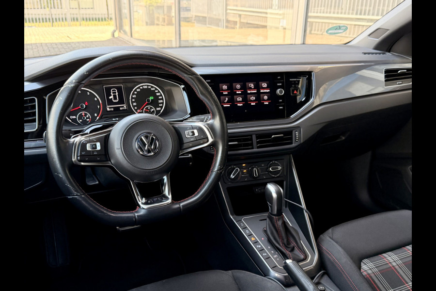 Volkswagen Polo 2.0 TSI GTI Schuifdak | Carplay | Keyless