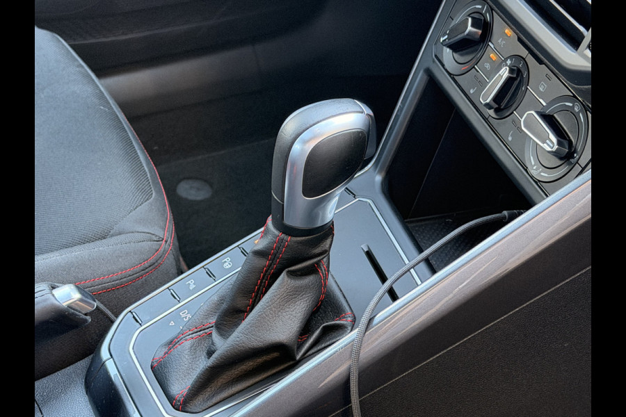 Volkswagen Polo 2.0 TSI GTI Schuifdak | Carplay | Keyless