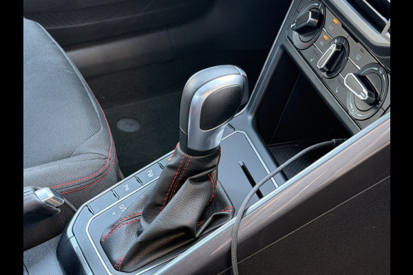 Volkswagen Polo 2.0 TSI GTI Schuifdak | Carplay | Keyless