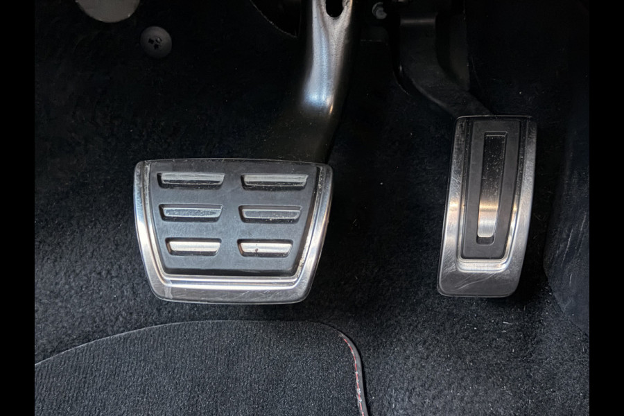 Volkswagen Polo 2.0 TSI GTI Schuifdak | Carplay | Keyless