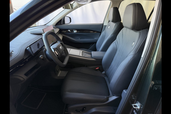 GEELY E5 Pro+ 68KW | Geventileerde & Verwarmde Stoelen | Moss Green | Warmtepomp | 360° Camera | 475 km WLTP