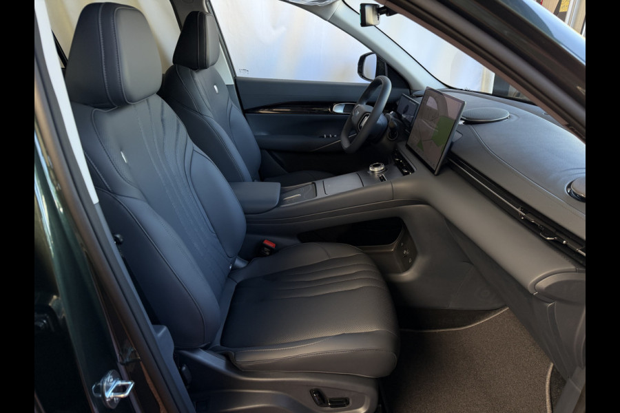 GEELY E5 Pro+ 68KW | Geventileerde & Verwarmde Stoelen | Moss Green | Warmtepomp | 360° Camera | 475 km WLTP