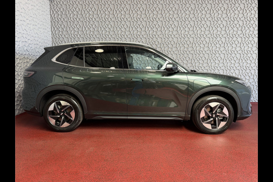 GEELY E5 Pro+ 68KW | Geventileerde & Verwarmde Stoelen | Moss Green | Warmtepomp | 360° Camera | 475 km WLTP