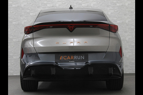 CUPRA Tavascan 286pk 77 kWh | Nieuw! | Winter-Pack | Warmtepomp | Verlengde Fabrieksgarantie | 7x Op Voorraad | Adaptive Cruise Control | 3-Zone Clima | Verwarmde Voorruit | Keyless-Entry | Sfeerverlichting | Stoelverwarming | Carplay | Stuurverwarming | Getint Glas | 19 inch | Lane-Assist | Camera | Draadloos Laden |