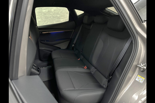 CUPRA Tavascan 286pk 77 kWh | Nieuw! | Winter-Pack | Warmtepomp | Verlengde Fabrieksgarantie | 7x Op Voorraad | Adaptive Cruise Control | 3-Zone Clima | Verwarmde Voorruit | Keyless-Entry | Sfeerverlichting | Stoelverwarming | Carplay | Stuurverwarming | Getint Glas | 19 inch | Lane-Assist | Camera | Draadloos Laden |