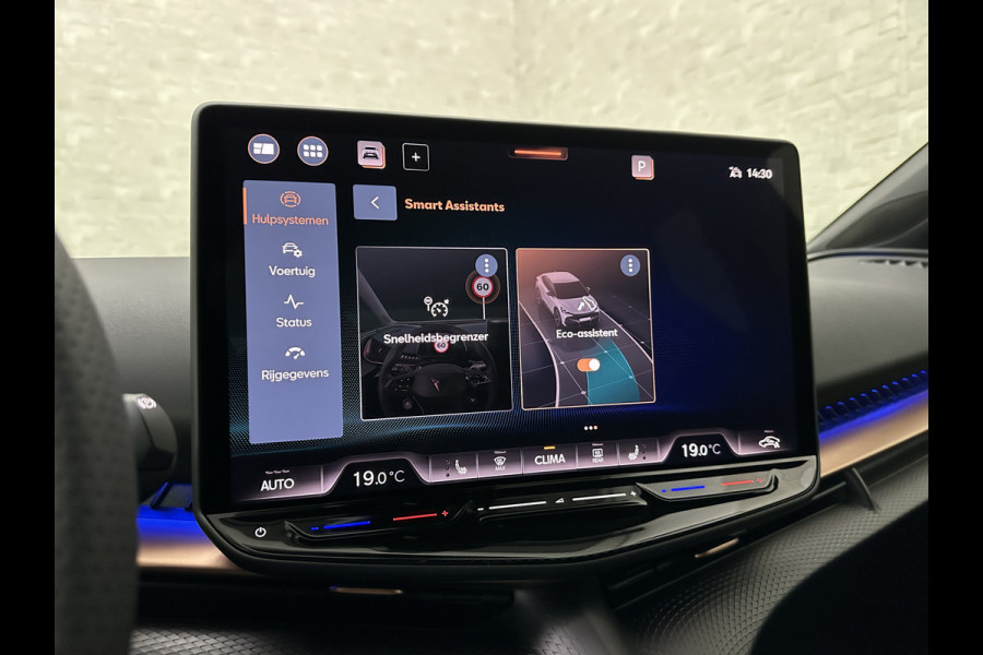 CUPRA Tavascan 286pk 77 kWh | Nieuw! | Winter-Pack | Warmtepomp | Verlengde Fabrieksgarantie | 7x Op Voorraad | Adaptive Cruise Control | 3-Zone Clima | Verwarmde Voorruit | Keyless-Entry | Sfeerverlichting | Stoelverwarming | Carplay | Stuurverwarming | Getint Glas | 19 inch | Lane-Assist | Camera | Draadloos Laden |