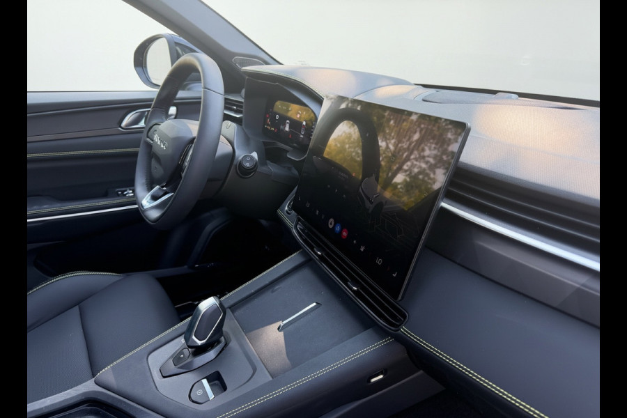 Lynk & Co 01 1.5 More, nieuw model, vol opties! Panoramadak, trekhaak, 360 camera, 1/2 lederen sportinterieur, NL auto met nap