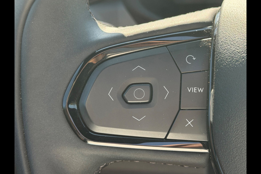 Lynk & Co 01 1.5 More, nieuw model, vol opties! Panoramadak, trekhaak, 360 camera, 1/2 lederen sportinterieur, NL auto met nap