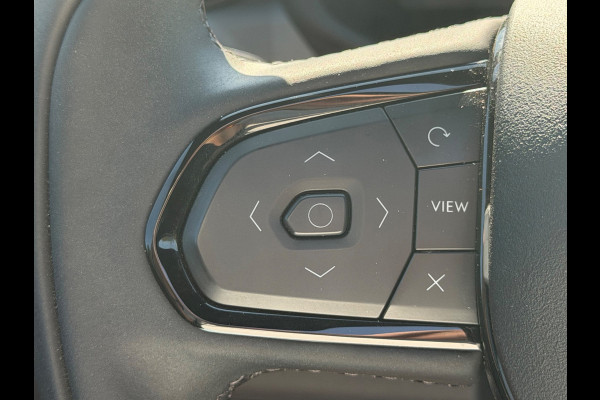 Lynk & Co 01 1.5 More, nieuw model, vol opties! Panoramadak, trekhaak, 360 camera, 1/2 lederen sportinterieur, NL auto met nap