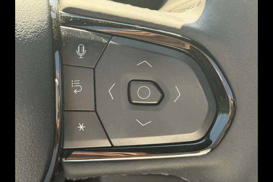 Lynk & Co 01 1.5 More, nieuw model, vol opties! Panoramadak, trekhaak, 360 camera, 1/2 lederen sportinterieur, NL auto met nap