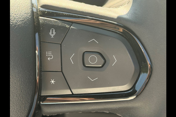 Lynk & Co 01 1.5 More, nieuw model, vol opties! Panoramadak, trekhaak, 360 camera, 1/2 lederen sportinterieur, NL auto met nap