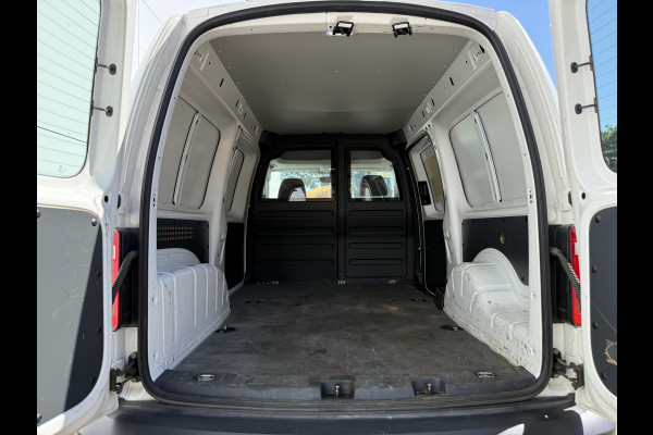 Volkswagen E-Caddy 37kWh 113PK L2 Elektrisch Caddy ABT Maxi 37,3kWh 159km WLTP LED Snelladen Trekhaak Airco Carplay Parkeersensoren Achter