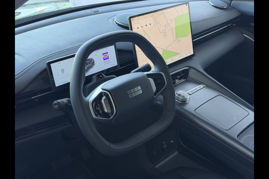 GEELY E5 Pro+ 68 kWh | LONG RANGE 475 Km wltp | 8 Jaar Garantie | Verwarmde & Gekoelde Stoelen | 360° View | Warmtepomp | Leder | Blindsp