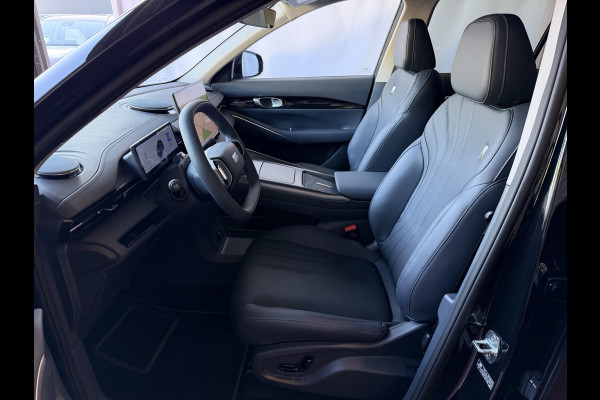 GEELY E5 Pro+ 68 kWh | LONG RANGE 475 Km wltp | 8 Jaar Garantie | Verwarmde & Gekoelde Stoelen | 360° View | Warmtepomp | Leder | Blindsp