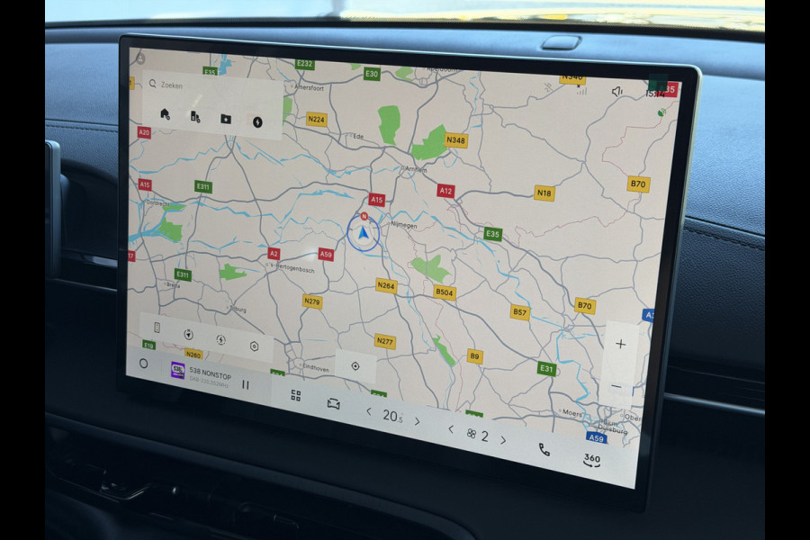 GEELY E5 Pro+ 68 kWh | LONG RANGE 475 Km wltp | 8 Jaar Garantie | Verwarmde & Gekoelde Stoelen | 360° View | Warmtepomp | Leder | Blindsp