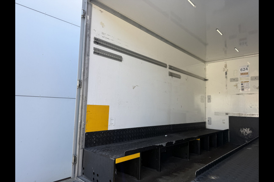 Renault Master Plancher T35 2.3 DCI 150PK Automaat LED Airco Cruise Control Camera Foodtruck Meubelbak Paardenwagen