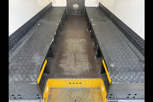 Renault Master Plancher T35 2.3 DCI 150PK Automaat LED Airco Cruise Control Camera Foodtruck Meubelbak Paardenwagen