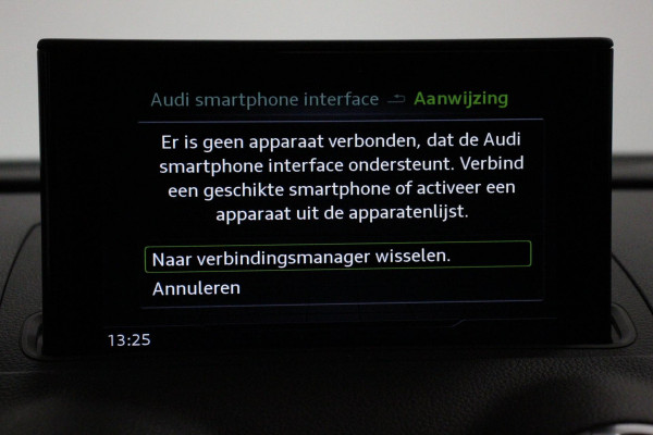 Audi A3 Sportback 35 TFSI 150pk Automaat S-Line Sport Climate Control Parkeer sensoren Full Led Stoelverwarming Lichtmetalen Velgen