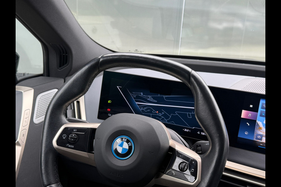BMW iX XDrive40 High Executive 77 kWh 96% soh PANO|B&W|Trekhaak