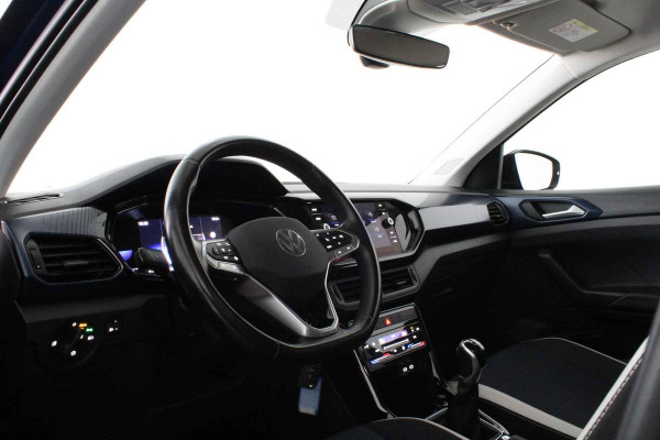 Volkswagen T-Cross 1.0 TSI Life > Camera/17inch/Reef Blue metallic...