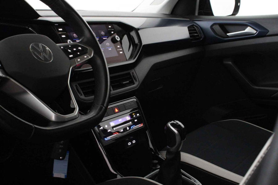 Volkswagen T-Cross 1.0 TSI Life > Camera/17inch/Reef Blue metallic...