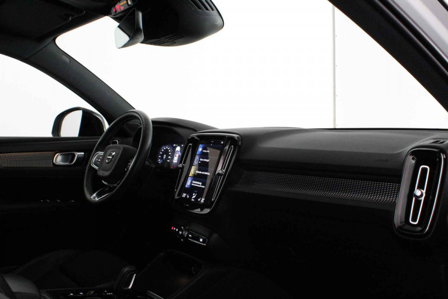 Volvo XC40 1.5 T3 R-Design > Trekhaak/H&K/Zwart dak/Winterpakket pro...